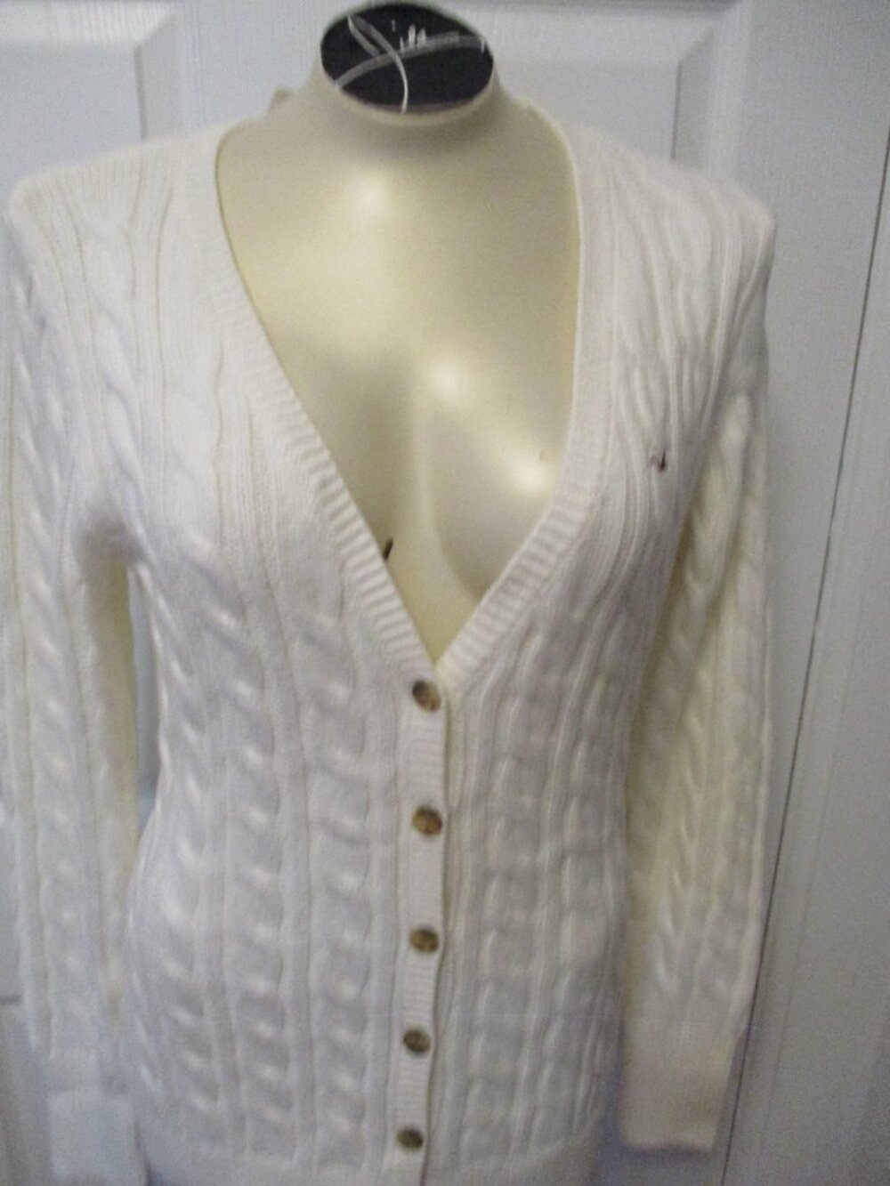 Hollister Cable Knit Cardigan V-Neck White Sweater Embroidered Logo NWT